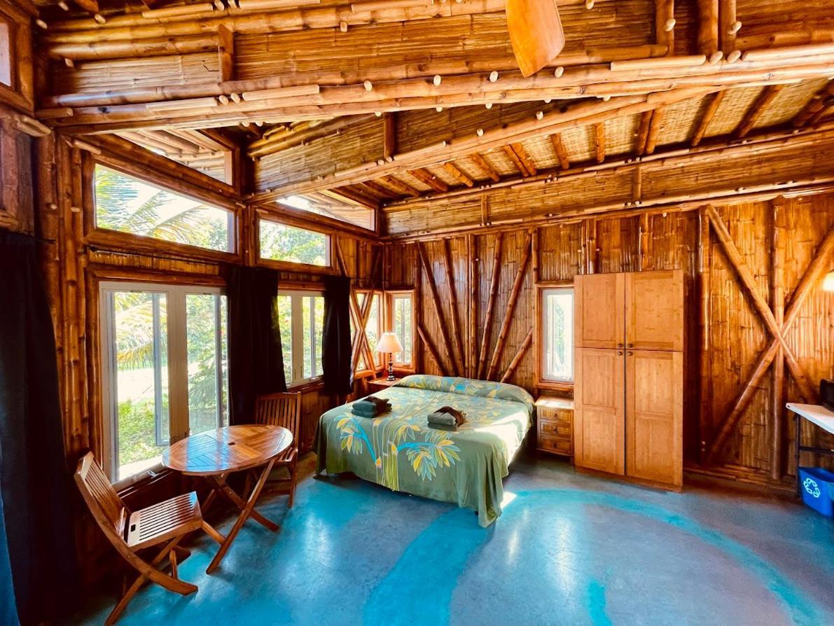 パホア Kalani Oceanside Retreatヴィラ エクステリア 写真